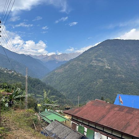 佩林Odyssey'S Darap Eco Retreat公寓 外观 照片