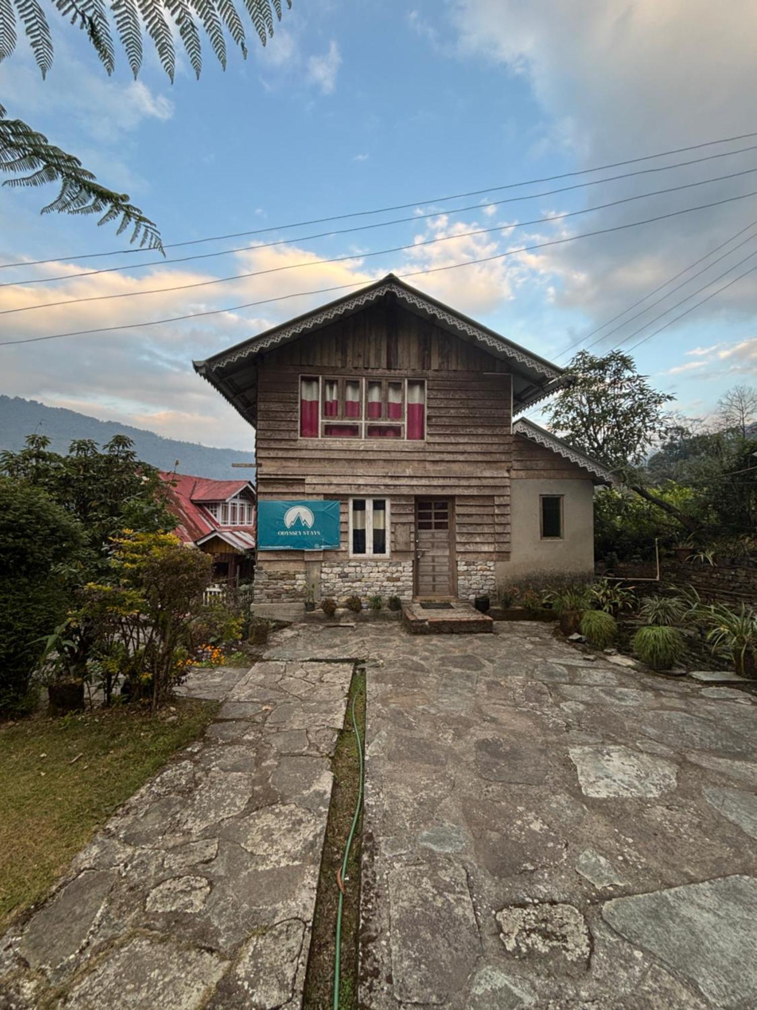 佩林Odyssey'S Darap Eco Retreat公寓 外观 照片