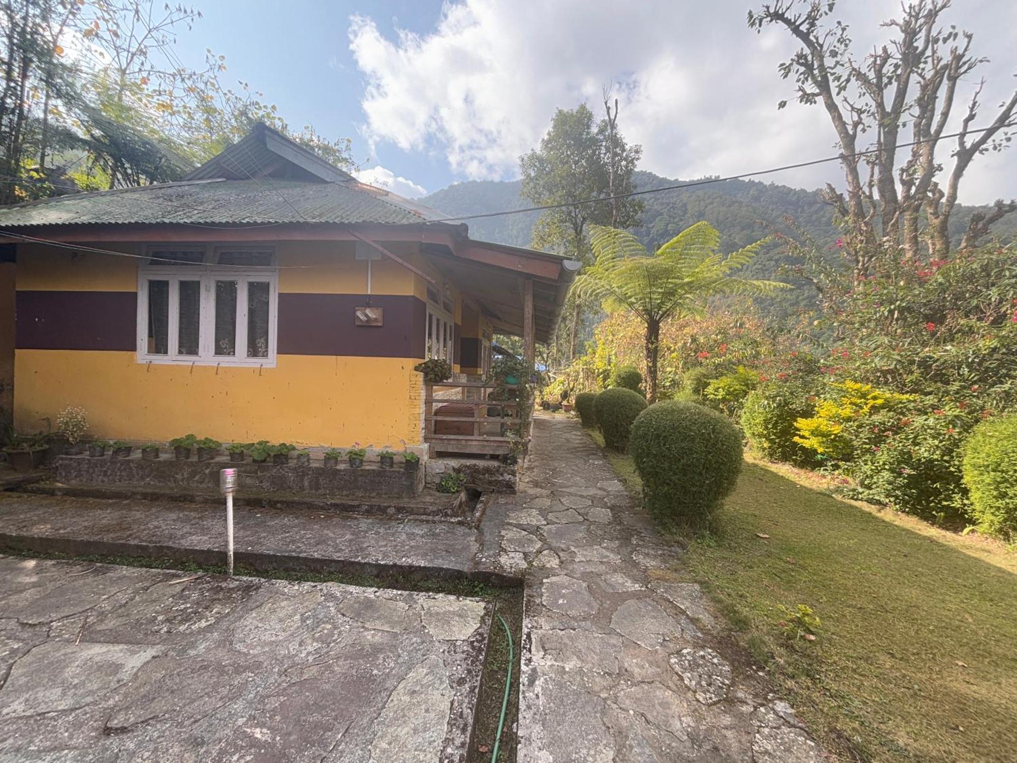 佩林Odyssey'S Darap Eco Retreat公寓 外观 照片