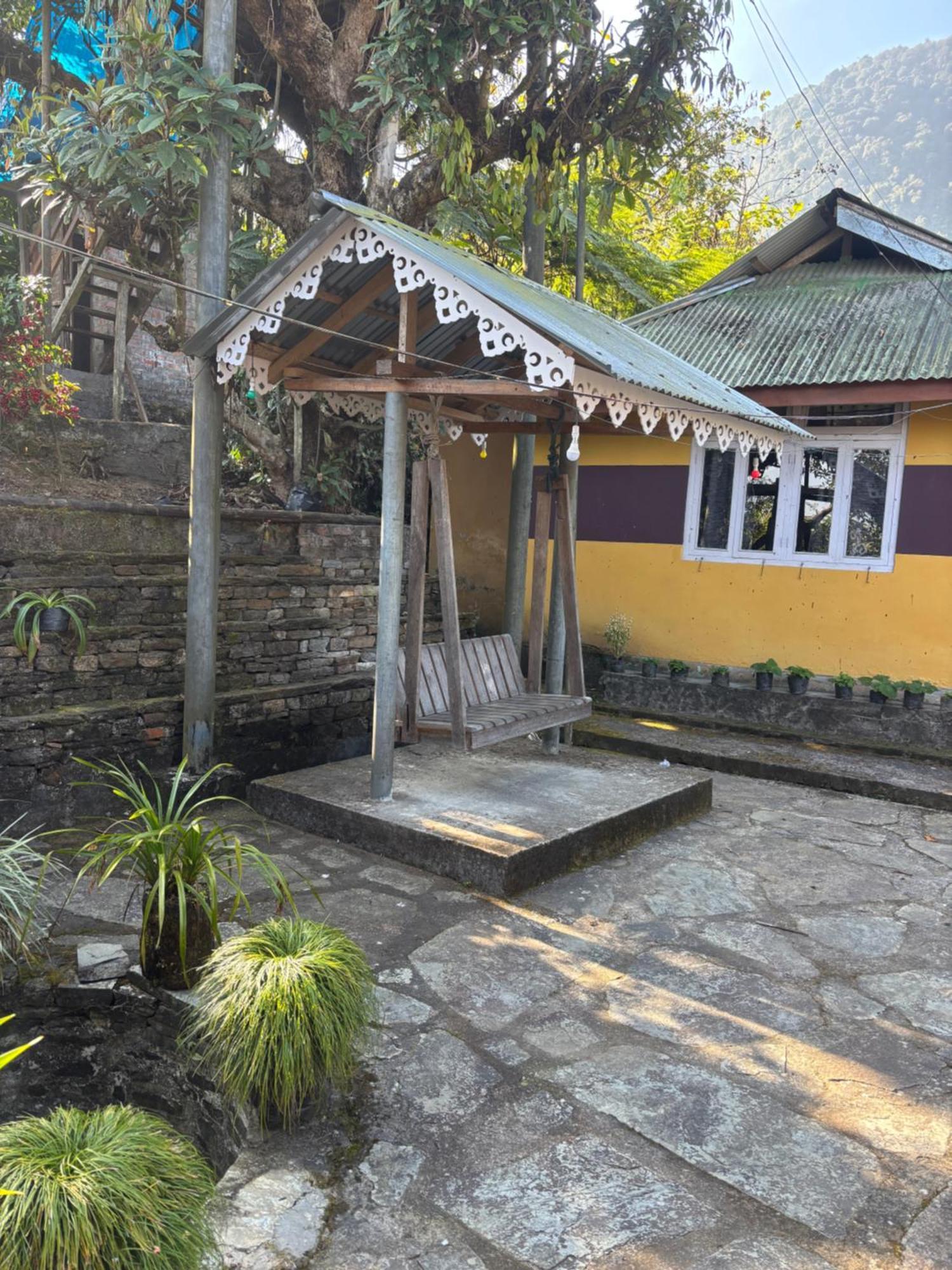 佩林Odyssey'S Darap Eco Retreat公寓 外观 照片