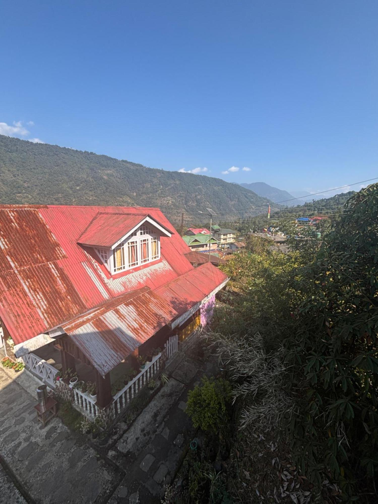 佩林Odyssey'S Darap Eco Retreat公寓 外观 照片