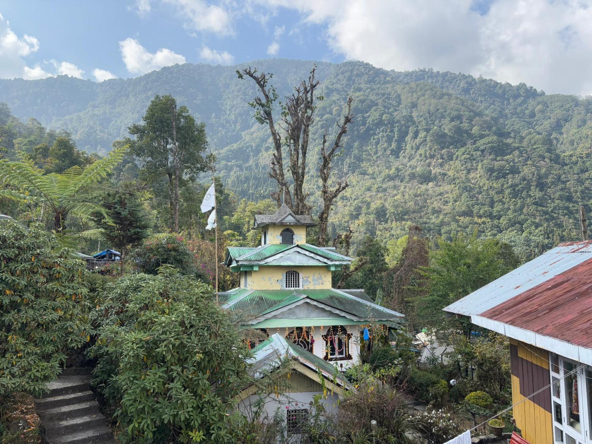 佩林Odyssey'S Darap Eco Retreat公寓 外观 照片